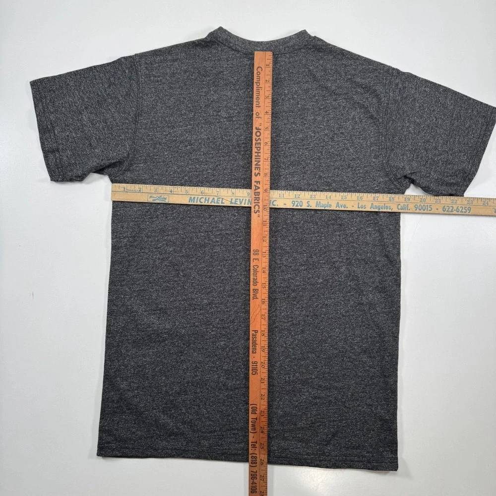 GUINNESS Short Sleeve Crew T-Shirt Small‎ Relaxed Black Grindle Felt Logo NWT